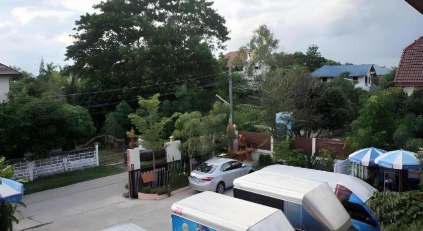 N-Joy Place Surin Esterno foto